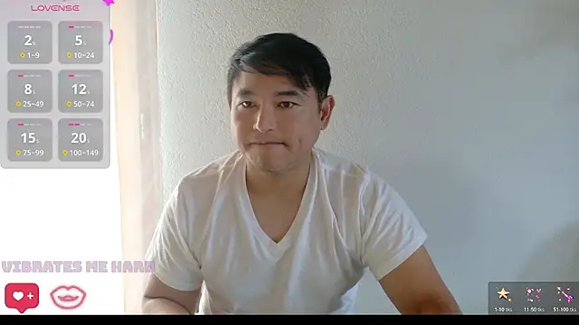 Snapshot of AsianBoy_WhiteDaddy chatting on 11, 9, 2025 AsianBoy WhiteDaddy online show from 11, 9, 2025