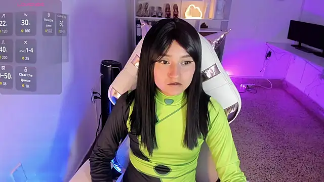 Snapshot of Molly_sweetlove chatting on 1, 12, 2025 Molly sweetlove online show from 1, 12, 2025