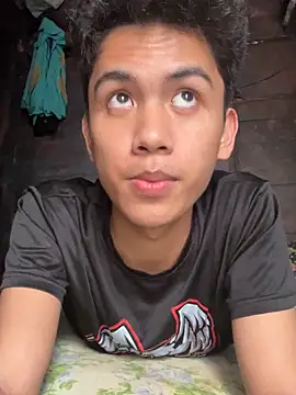 Demure Asian143 online show from 26, 9, 2025