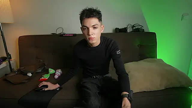 Snapshot of MattyandAiden chatting on 19, 3, 2026 MattyandAiden online show from 19, 3, 2026