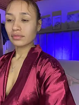 juliana-mancini online show from 30, 9, 2025