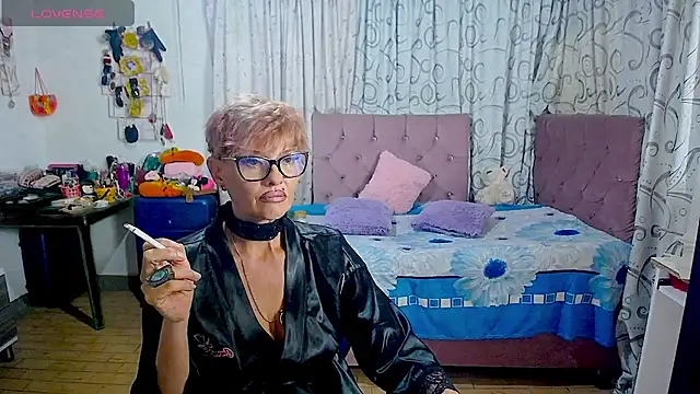 isabella-lips007 online show from 20, 5, 2026