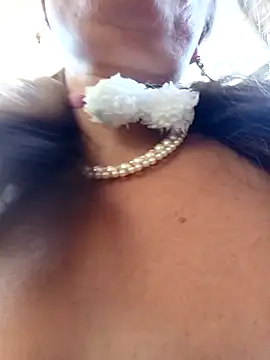 Snapshot of Perverted-Dirty-Mother chatting on 4, 10, 2025 Perverted-Dirty-Mother online show from 4, 10, 2025