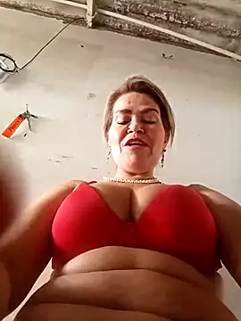 Snapshot of Perverted-Dirty-Mother chatting on 6, 10, 2025 Perverted-Dirty-Mother online show from 6, 10, 2025