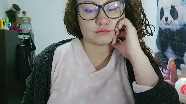 Snapshot of greeneyes_nurse chatting on 4, 7, 2026 greeneyes nurse online show from 4, 7, 2026