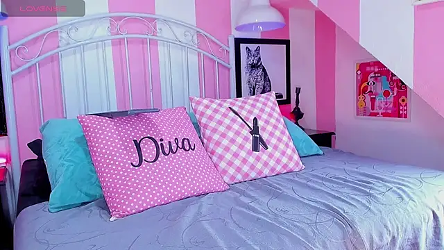 Matteo12  online show from 1, 10, 2025