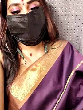 Cutie nila26 online show from 18, 2, 2026