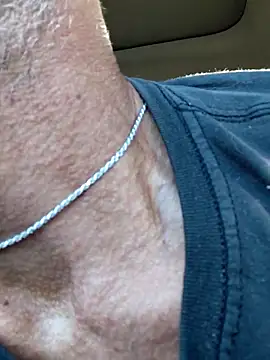 Snapshot of Hungwell1515 chatting on 8, 10, 2025 Hungwell1515 online show from 8, 10, 2025