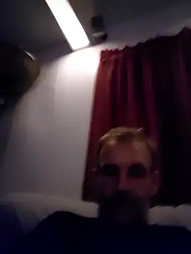 Snapshot of Hungwell1515 chatting on 9, 1, 2026 Hungwell1515 online show from 9, 1, 2026