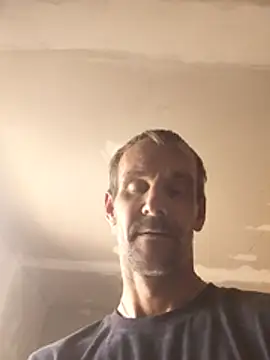 Snapshot of Hungwell1515 chatting on 7, 2, 2026 Hungwell1515 online show from 7, 2, 2026