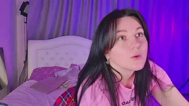 Snapshot of love_me__tonight_ chatting on 13, 1, 2026 love me tonight online show from 13, 1, 2026