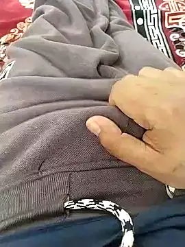 Snapshot of zorhotty chatting on 3, 11, 2025 zorhotty online show from 3, 11, 2025