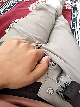 Snapshot of zorhotty chatting on 8, 11, 2025 zorhotty online show from 8, 11, 2025