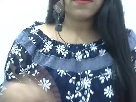 Snapshot of LIYO_ chatting on 23, 2, 2026 LIYO online show from 23, 2, 2026