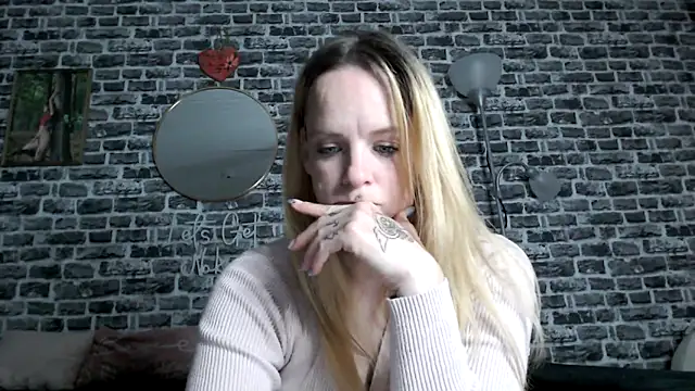 SexyMilf 37 online show from 8, 5, 2026