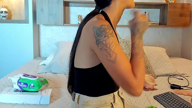 Emilly Beaumont online show from 8, 1, 2026