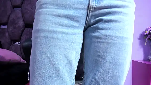 Emy Latin online show from 10, 11, 2025