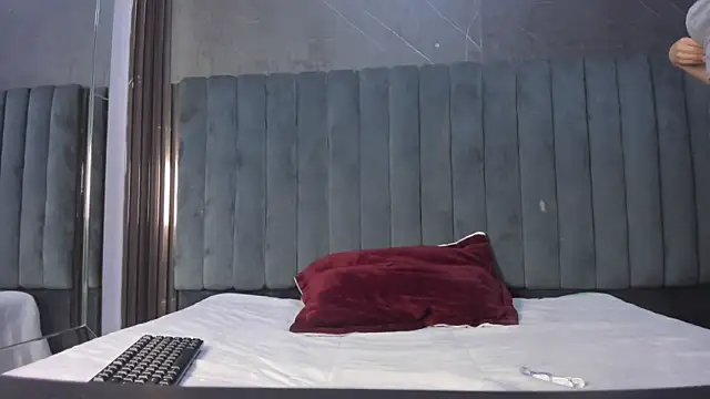 Emy Latin online show from 7, 2, 2026