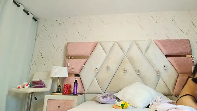 Cinthiabaker online show from 9, 1, 2026