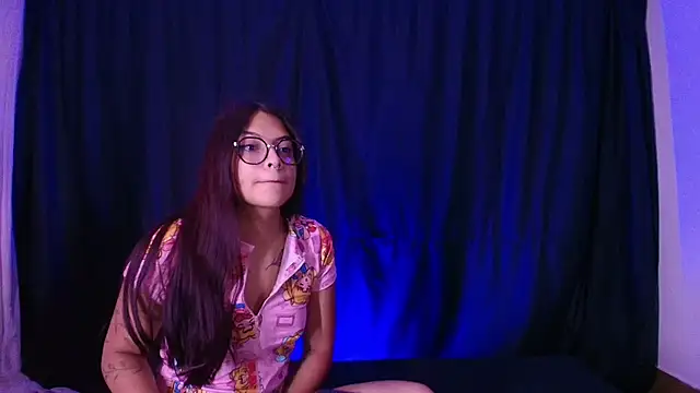 Lilith and Khloe online show from 10, 3, 2026