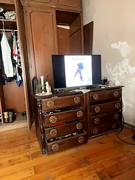 Snapshot of tbp96 chatting on 11, 9, 2025 tbp96 online show from 11, 9, 2025