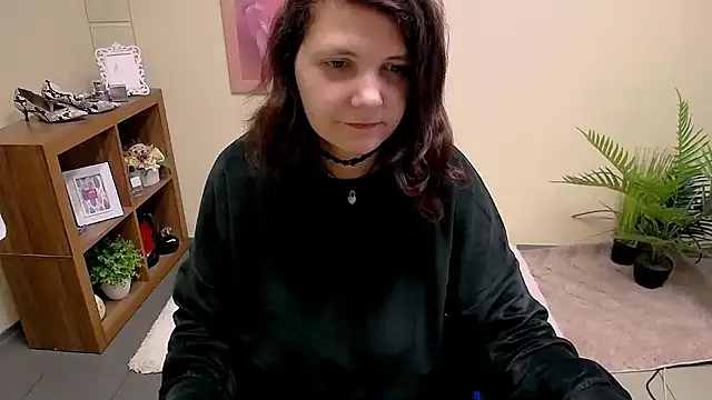 TwoBigSuns online show from 6, 3, 2026