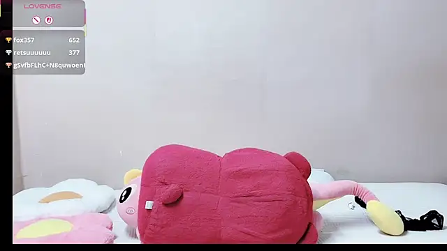 phuongnhi  online show from 21, 10, 2025