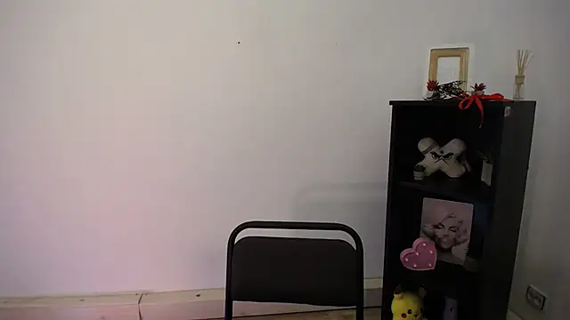 Katrin kiss  online show from 9, 2, 2026