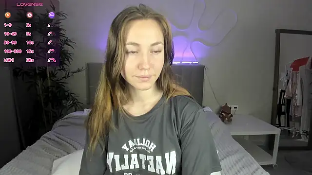 Luna G0ld online show from 25, 9, 2025