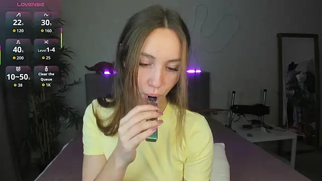 Luna G0ld online show from 16, 10, 2025