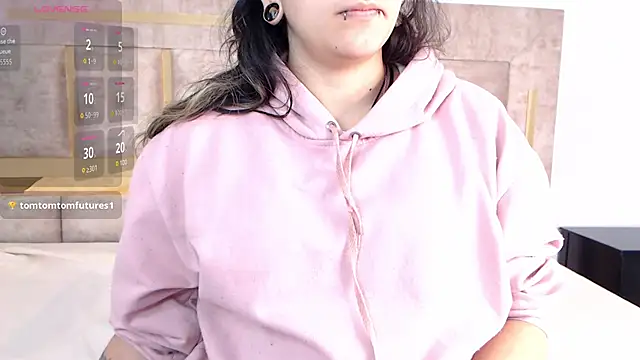 Kitty ravee online show from 24, 9, 2025