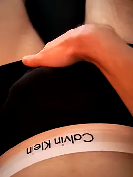 Snapshot of _-neo-_ chatting on 17, 10, 2025 -neo- online show from 17, 10, 2025