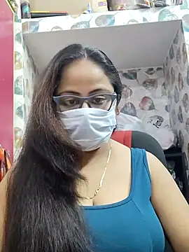 Snapshot of nisha_1110 chatting on 8, 11, 2025 nisha 1110 online show from 8, 11, 2025