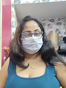 Snapshot of nisha_1110 chatting on 4, 12, 2025 nisha 1110 online show from 4, 12, 2025