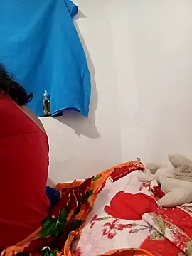 yaneth  online show from 5, 10, 2025