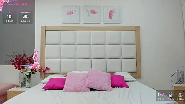 Snapshot of MiaBlakeee chatting on 2, 10, 2025 MiaBlakeee online show from 2, 10, 2025