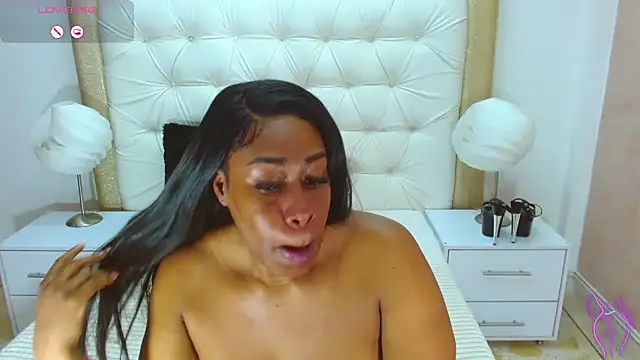 Snapshot of WildScarlet chatting on 3, 3, 2025 WildScarlet online show from 3, 3, 2025