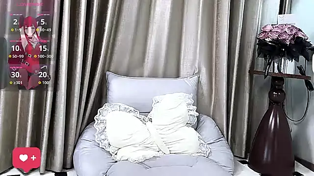 Snapshot of yue_yue chatting on 7, 10, 2025 yue yue online show from 7, 10, 2025