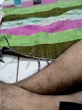 Snapshot of dhruve2010 chatting on 5, 10, 2025 dhruve2010 online show from 5, 10, 2025