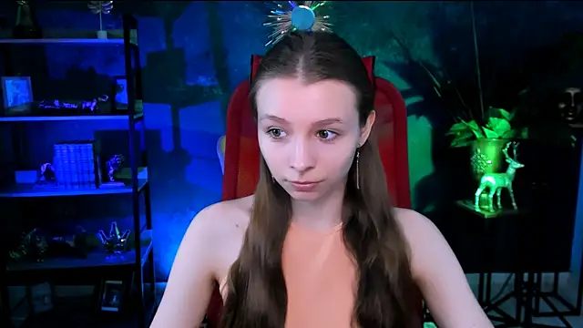 JulieDaniel online show from 8, 5, 2026