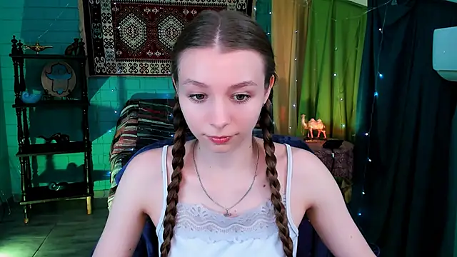 JulieDaniel online show from 18, 5, 2026
