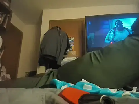 Snapshot of mrhoneypaknrhino chatting on 8, 11, 2025 mrhoneypaknrhino online show from 8, 11, 2025