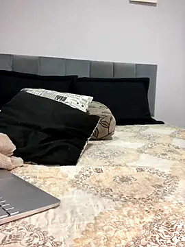 AlineMaria online show from 10, 9, 2025