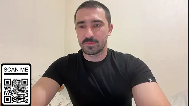 Snapshot of Hard_to_Obey chatting on 18, 9, 2025 Hard to Obey online show from 18, 9, 2025