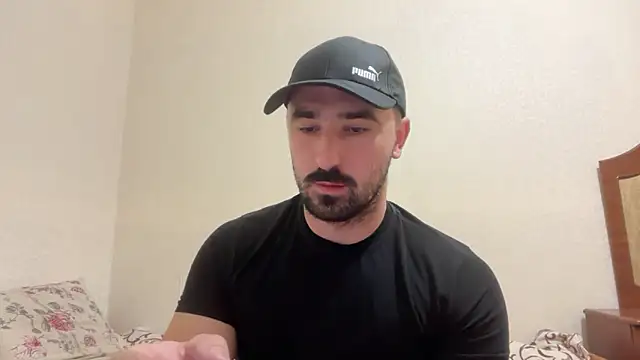 Snapshot of Hard_to_Obey chatting on 16, 10, 2025 Hard to Obey online show from 16, 10, 2025