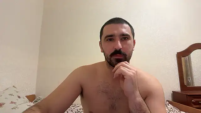 Snapshot of Hard_to_Obey chatting on 5, 11, 2025 Hard to Obey online show from 5, 11, 2025