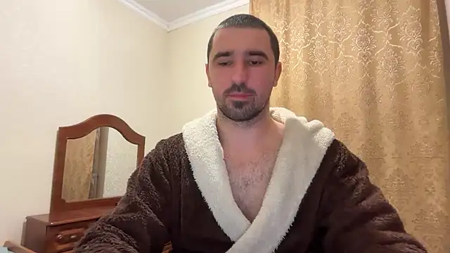 Snapshot of Hard_to_Obey chatting on 20, 11, 2025 Hard to Obey online show from 20, 11, 2025