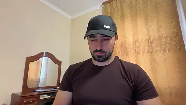 Snapshot of Hard_to_Obey chatting on 30, 11, 2025 Hard to Obey online show from 30, 11, 2025