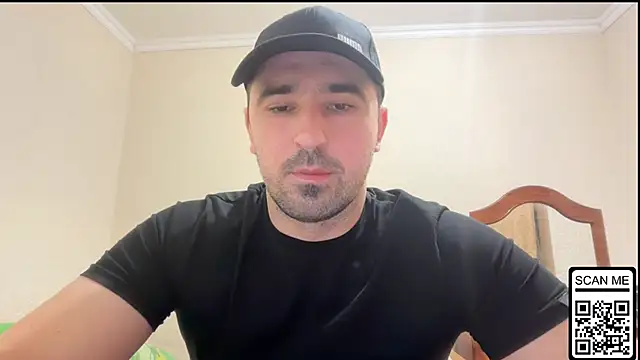 Snapshot of Hard_to_Obey chatting on 5, 12, 2025 Hard to Obey online show from 5, 12, 2025