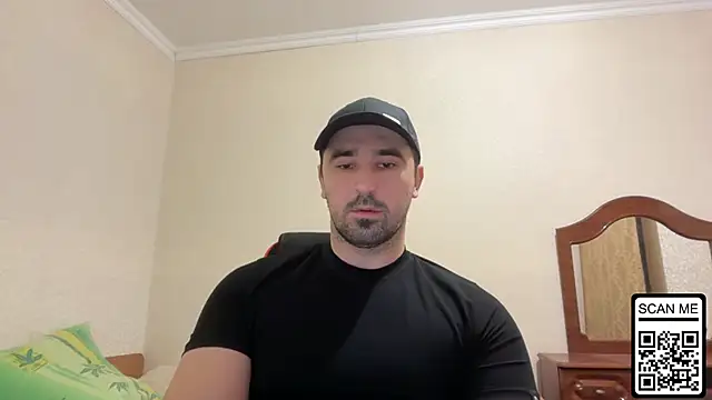 Snapshot of Hard_to_Obey chatting on 19, 12, 2025 Hard to Obey online show from 19, 12, 2025